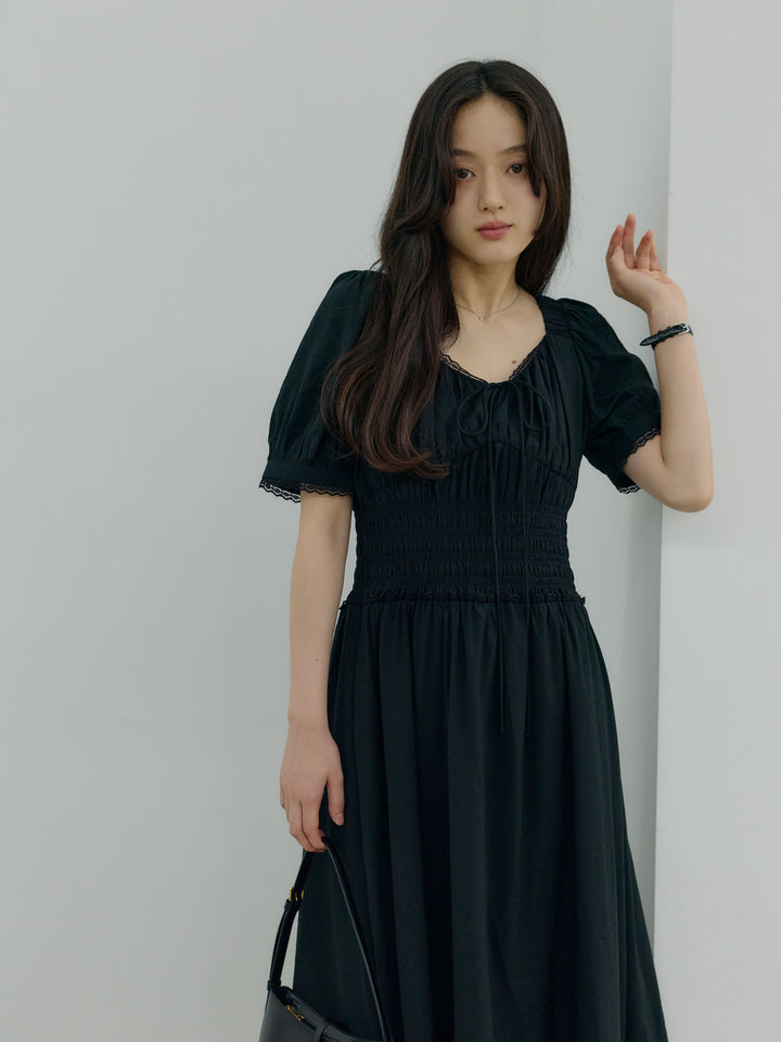 【Essential】Airy lace trim waist shirring one piece