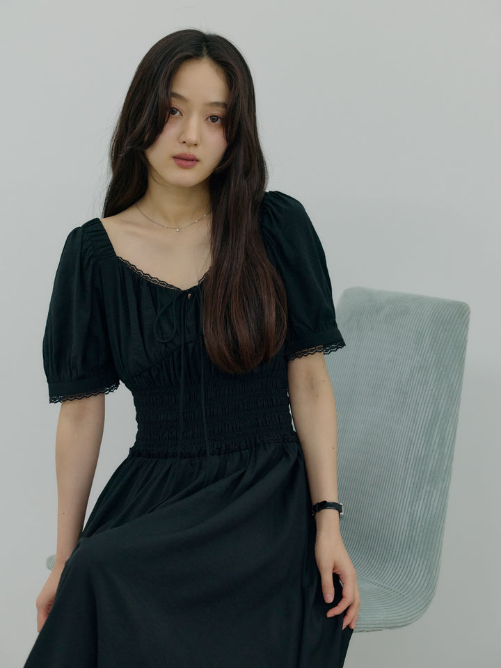 【Essential】Airy lace trim waist shirring one piece