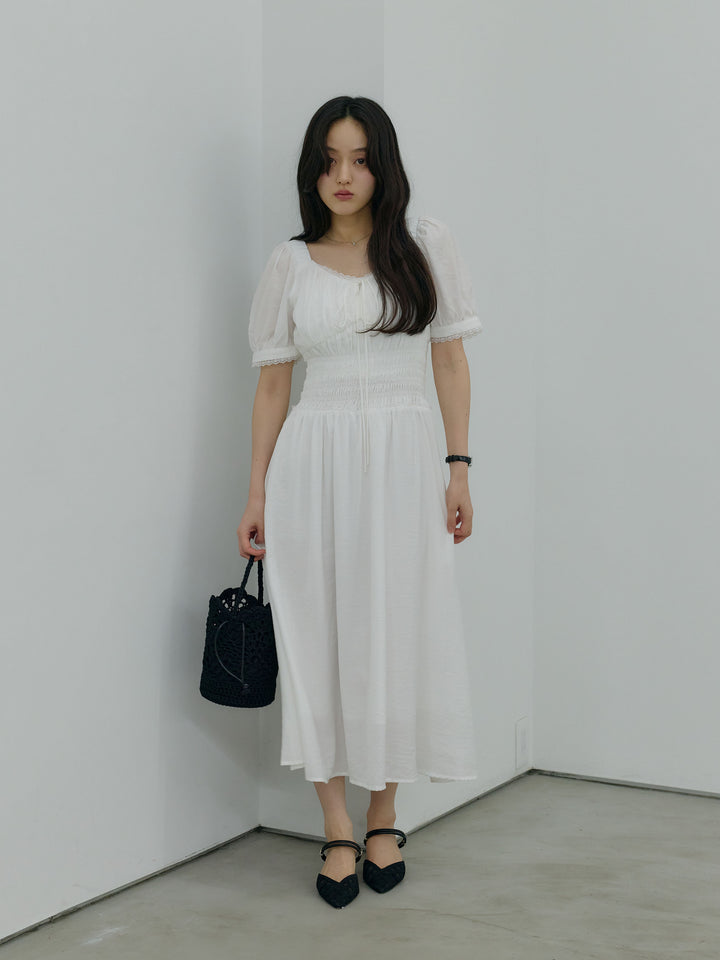 【Essential】Airy lace trim waist shirring one piece