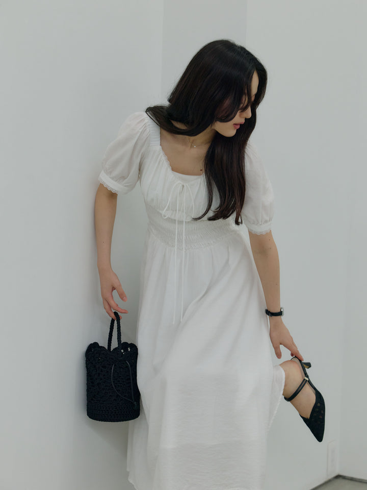 【Essential】Airy lace trim waist shirring one piece