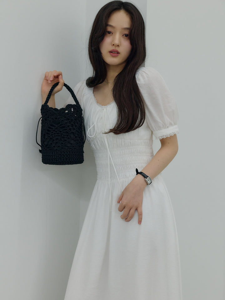 【Essential】Airy lace trim waist shirring one piece