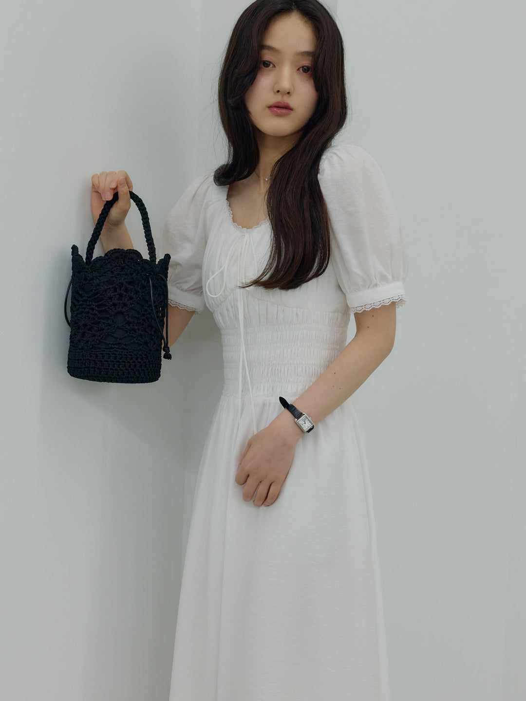 【Essential】Airy lace trim waist shirring one piece