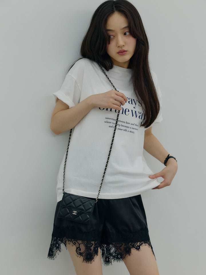 【SET】ロゴプリントコットンTシャツ+裾レースサテンショートパンツ(2set)