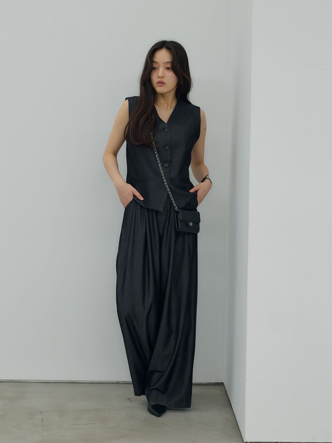 【Luxe series】グロッシーデニムライクベスト&グロッシーデニムライクタックパンツSET UP