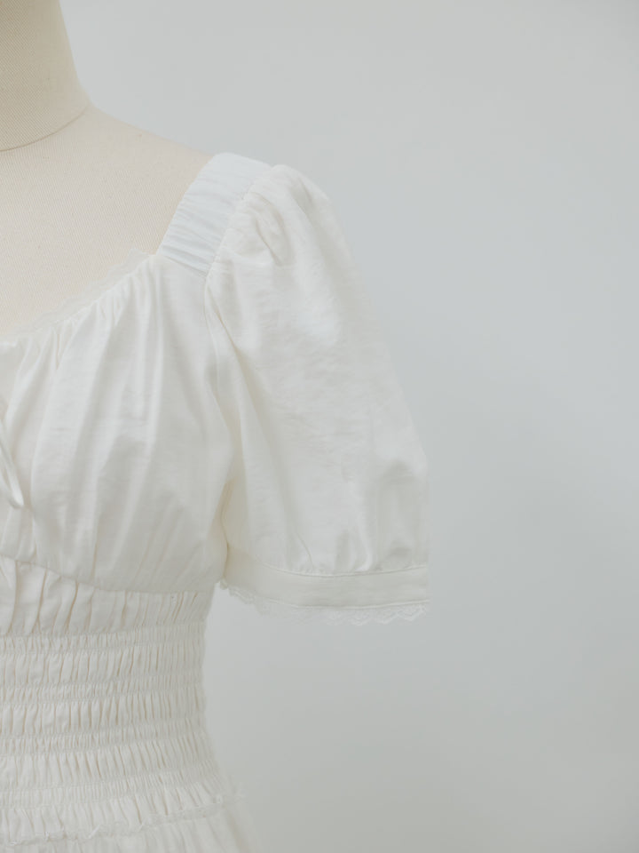 【Essential】Airy lace trim waist shirring one piece