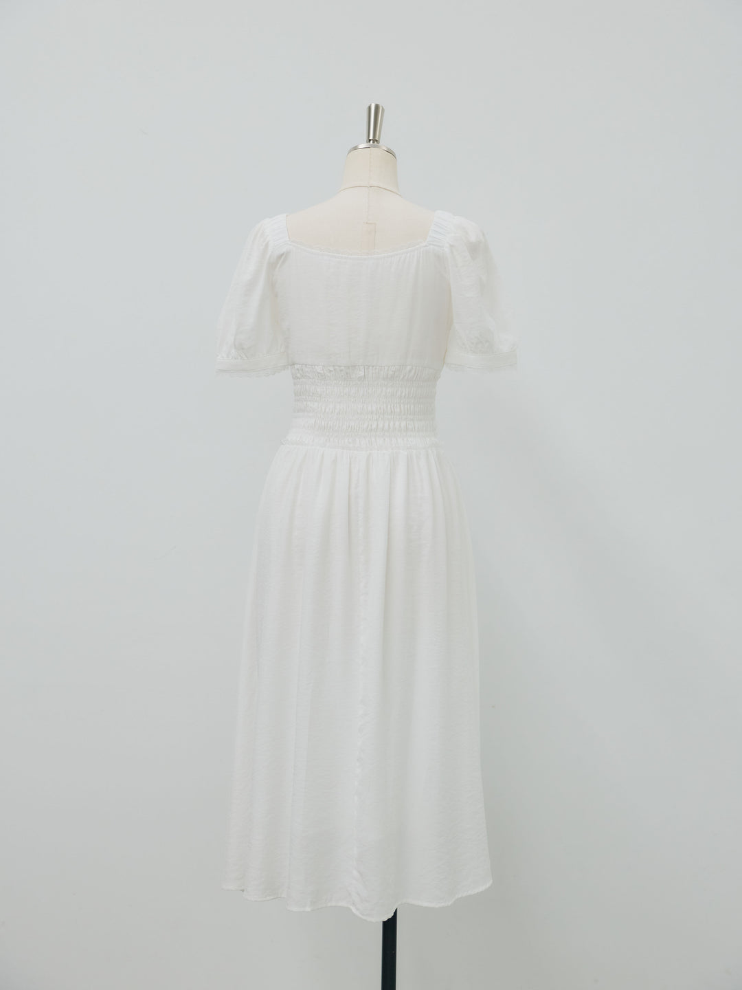 【Essential】Airy lace trim waist shirring one piece