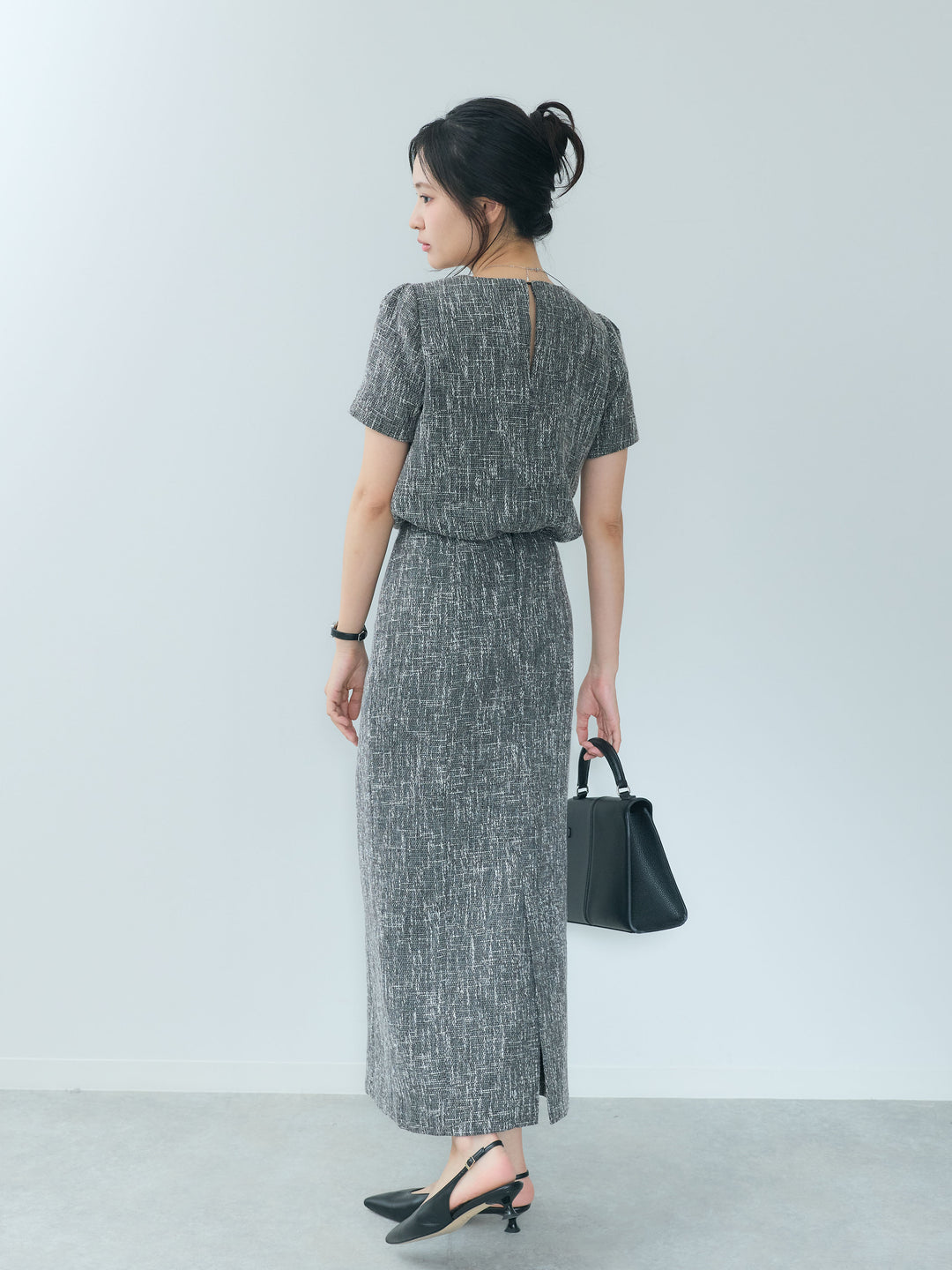 【26AW PRE-ORDER】【Essential】ツイードペンシルスカート
