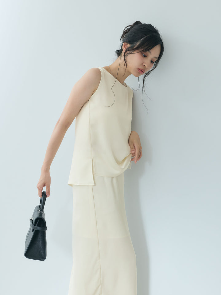 【Essential】Satin I line back slit skirt