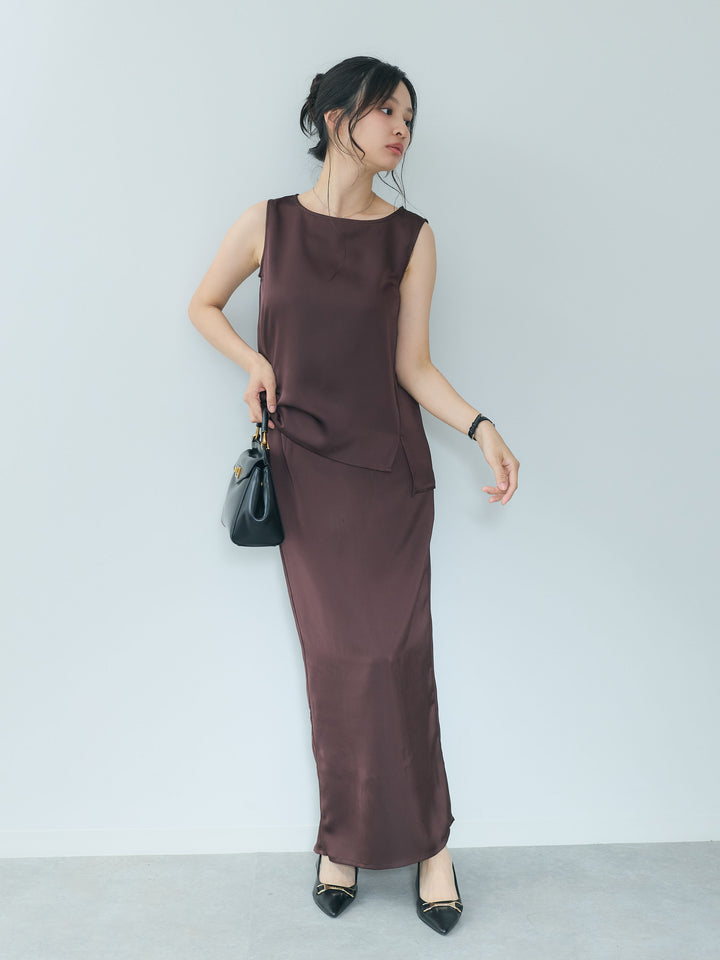【Essential】Satin I line back slit skirt