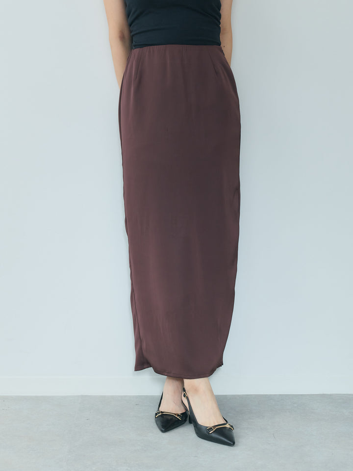【Essential】Satin I line back slit skirt