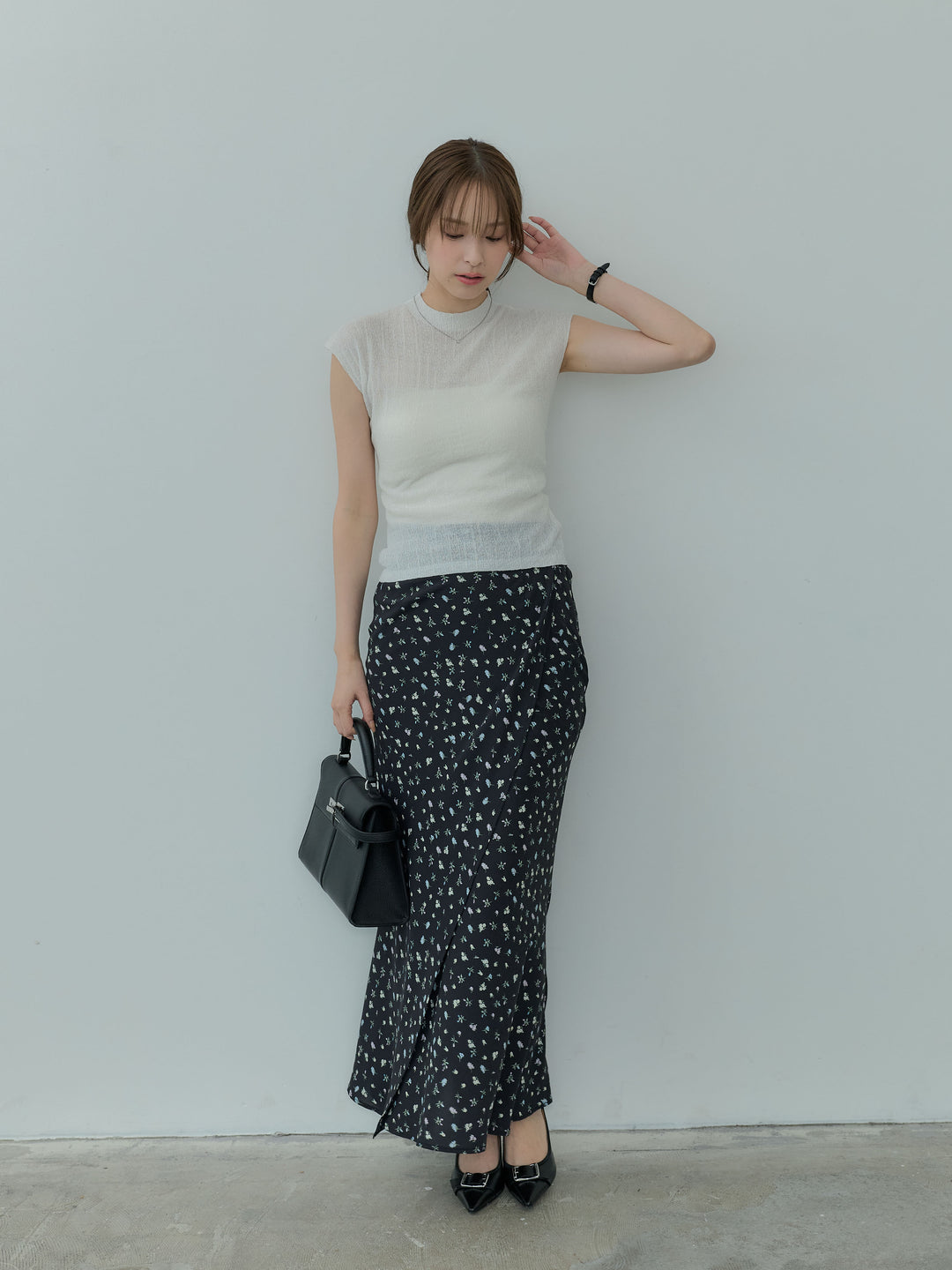 【SET】プチハイネックフレンチスリーブソフトニットトップス+【Essential】Wrap design satin mermaid skirt(2set)