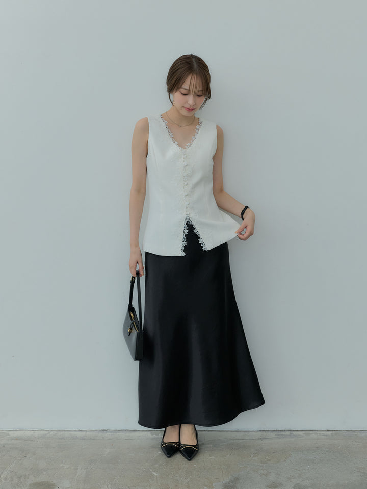 【Luxe series】フロントフラワーレースデザインノースリベスト