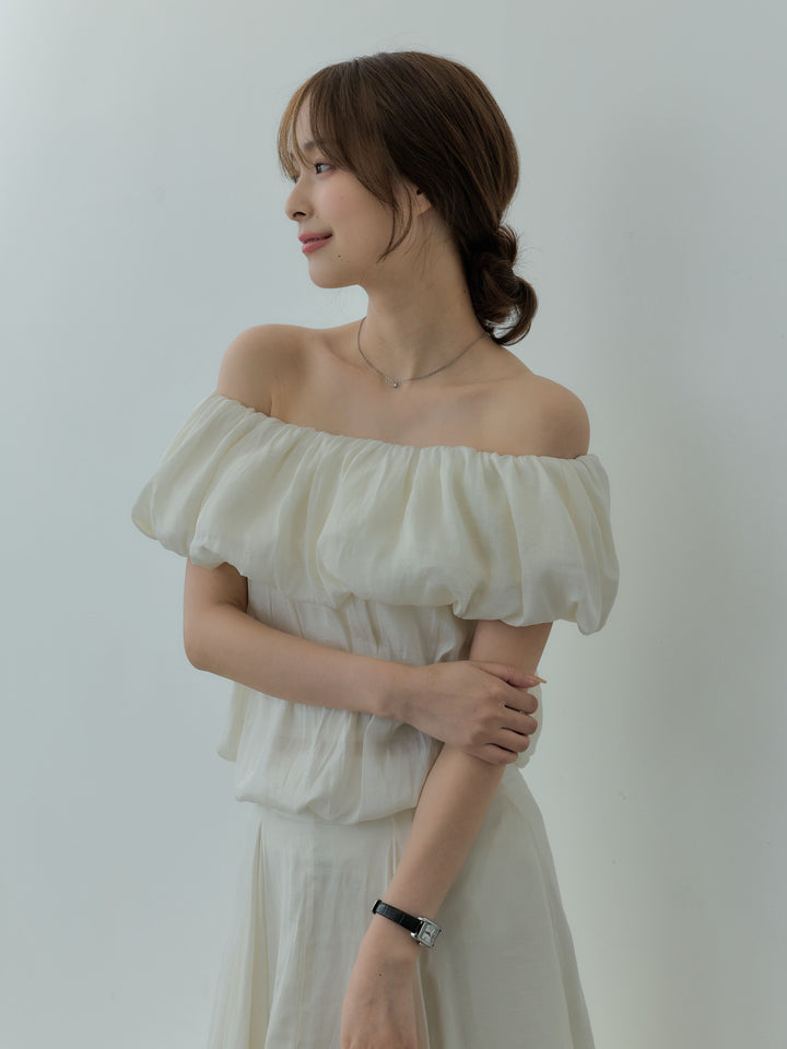 【Luxe series】グロッシーボリュームオフショルダーブラウス&グロッシープリーツタックスカートSET UP