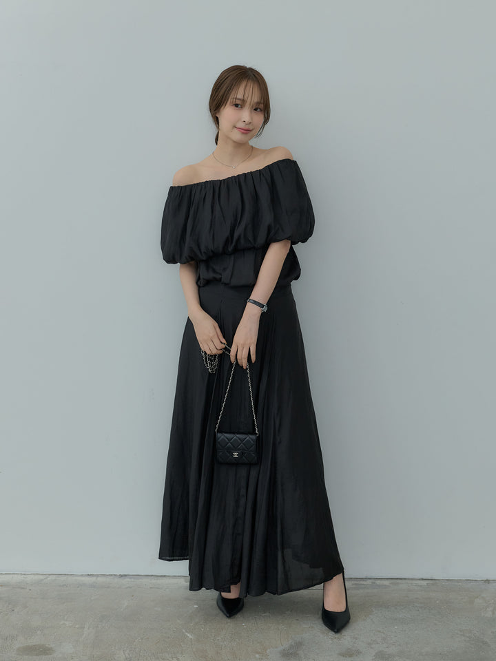 【Luxe series】グロッシーボリュームオフショルダーブラウス&グロッシープリーツタックスカートSET UP