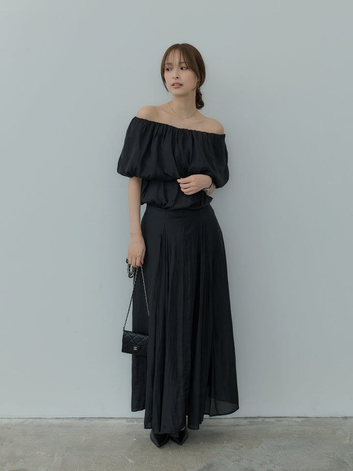 【Luxe series】グロッシーボリュームオフショルダーブラウス&グロッシープリーツタックスカートSET UP