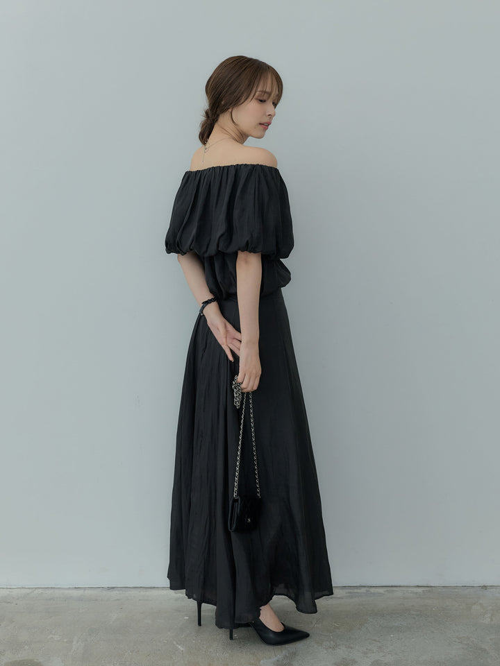 【Luxe series】グロッシーボリュームオフショルダーブラウス&グロッシープリーツタックスカートSET UP