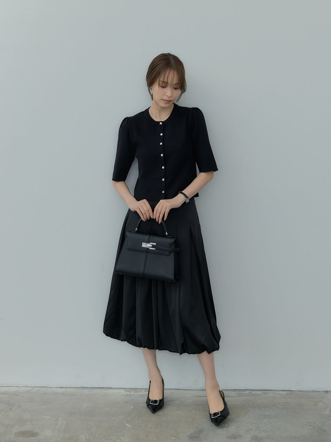 サテンバルーンミディスカート