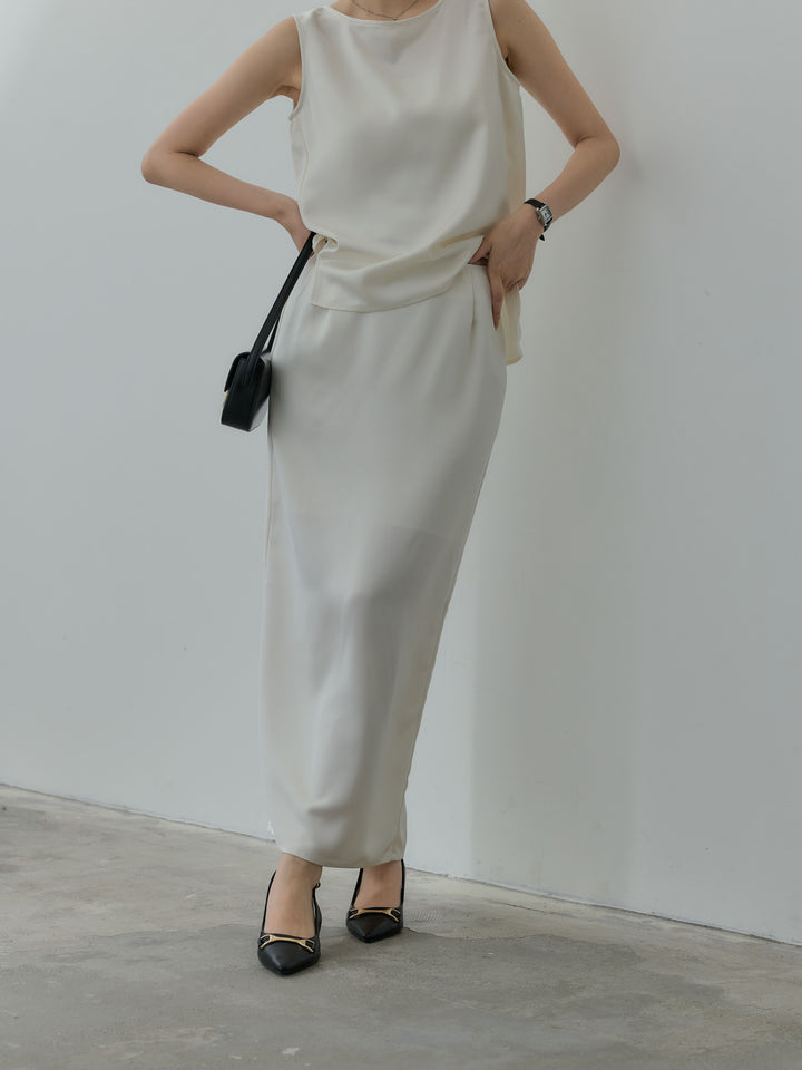 【SET】【Essential】Satin side slit sleeveless tops+【Essential】Satin I line back slit skirt(2set)
