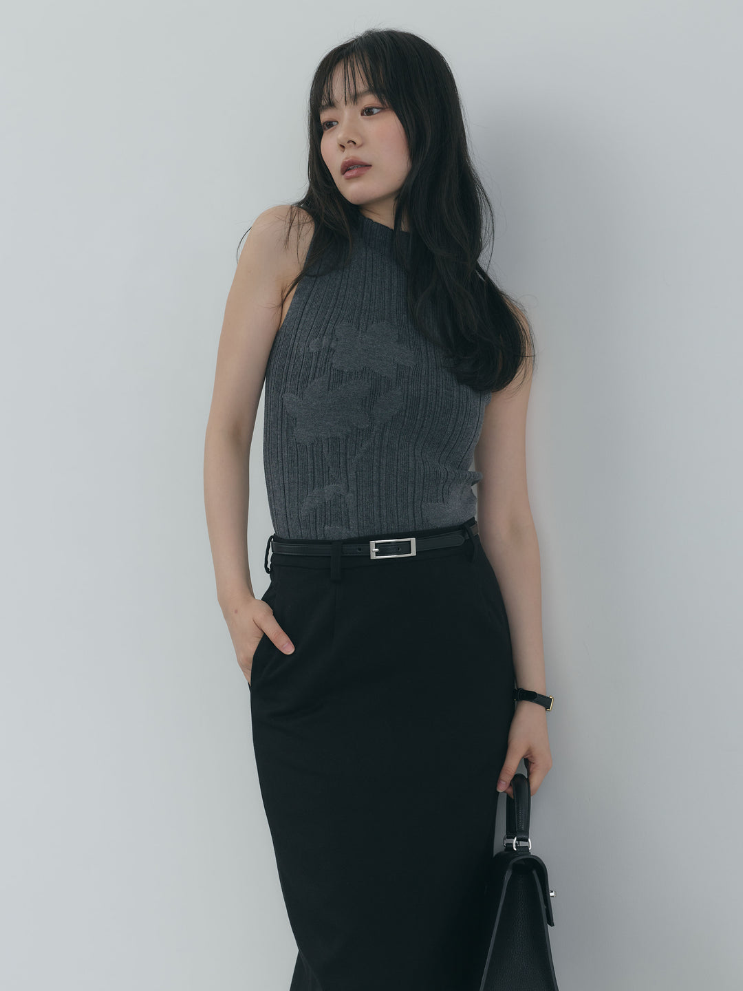 【SET】フラワーディテールリブニットノースリーブトップス+【Essential】Authentic wool like pencil skirt(2set)