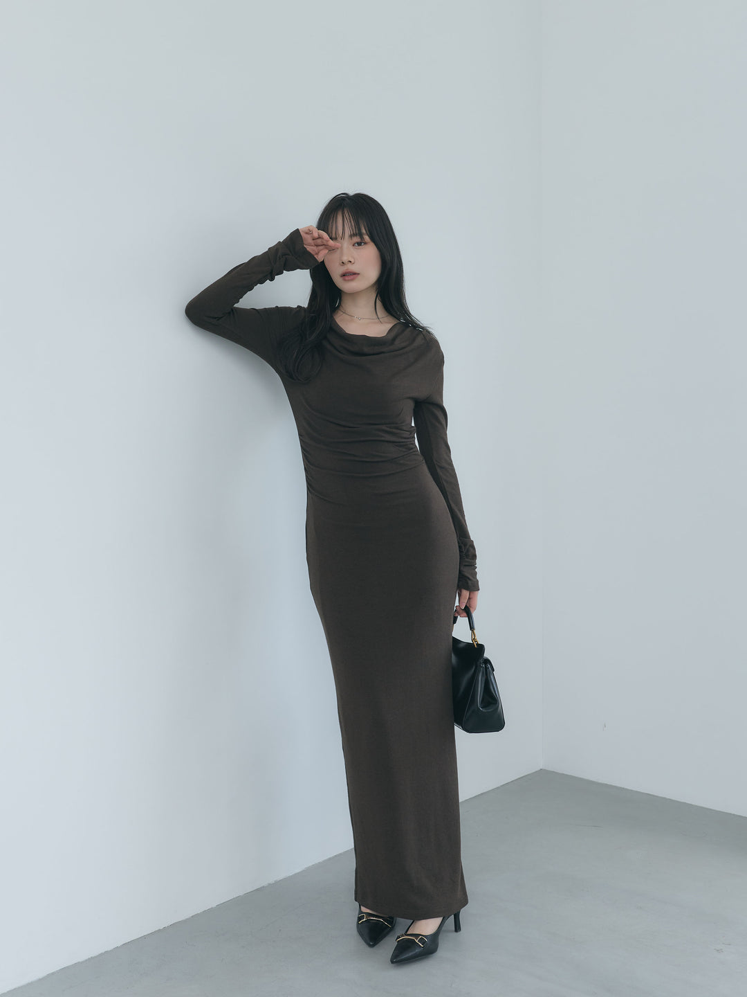 【Essential】Drape soft touch fit one piece