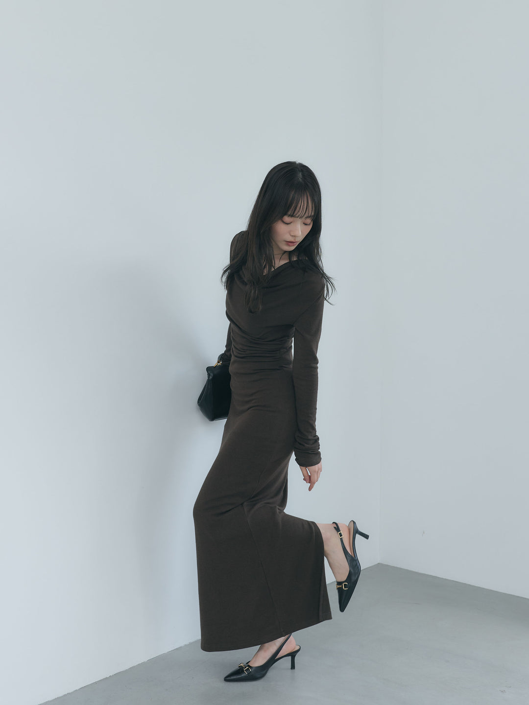 【Essential】Drape soft touch fit one piece