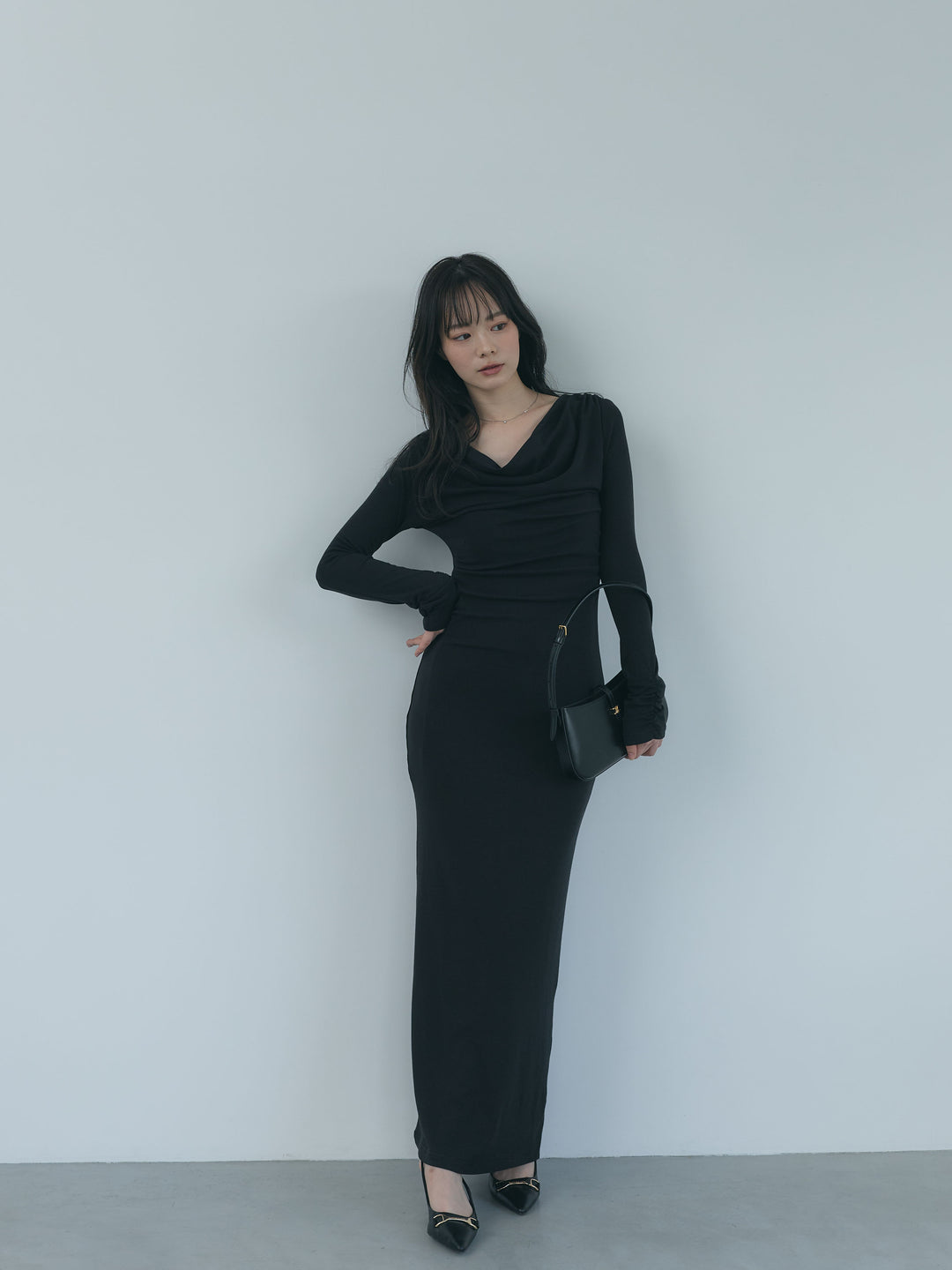 【Essential】Drape soft touch fit one piece
