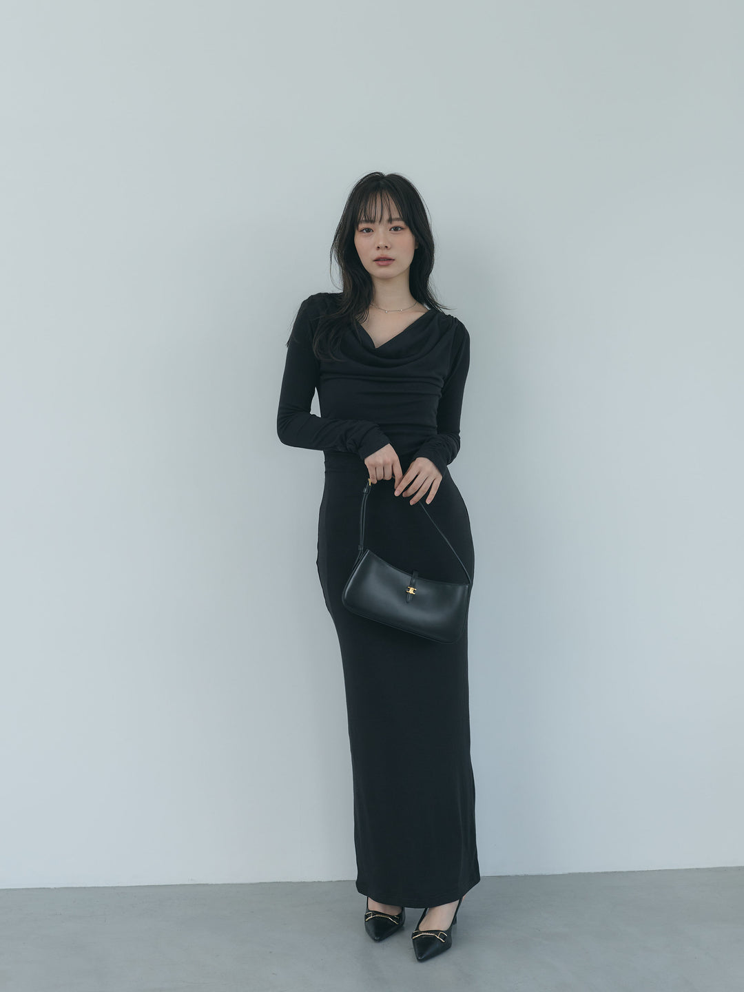 【Essential】Drape soft touch fit one piece