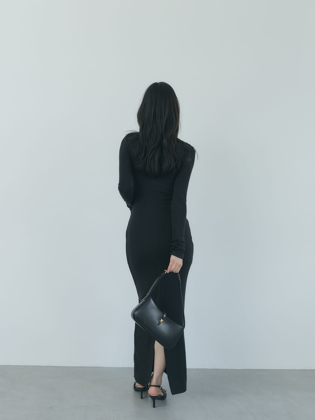 【Essential】Drape soft touch fit one piece