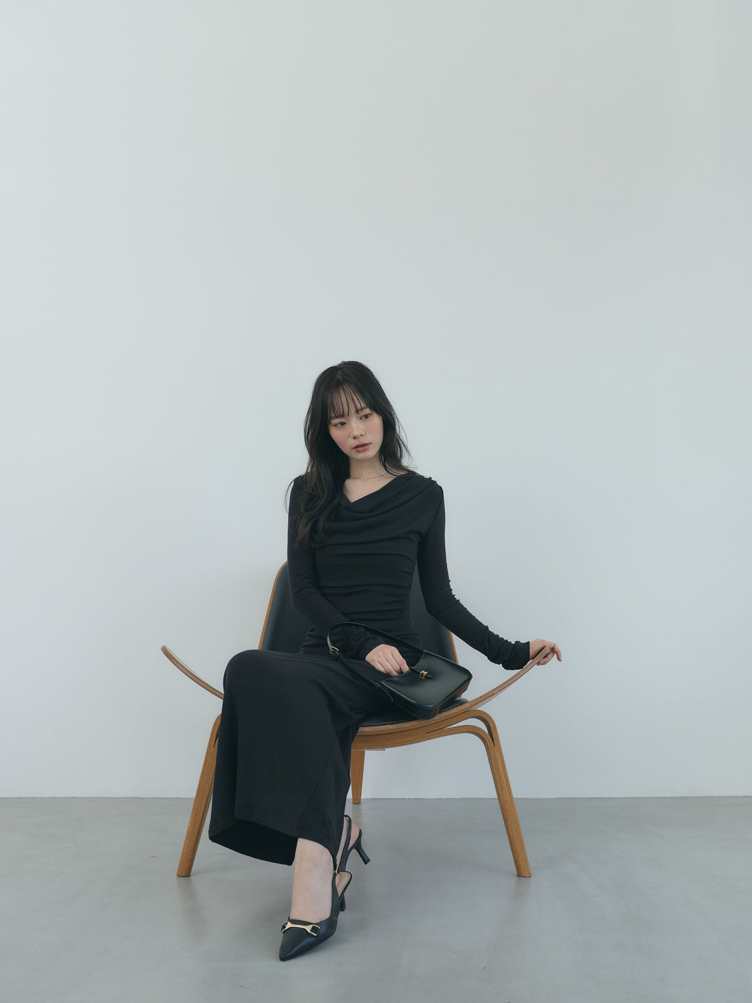 【Essential】Drape soft touch fit one piece