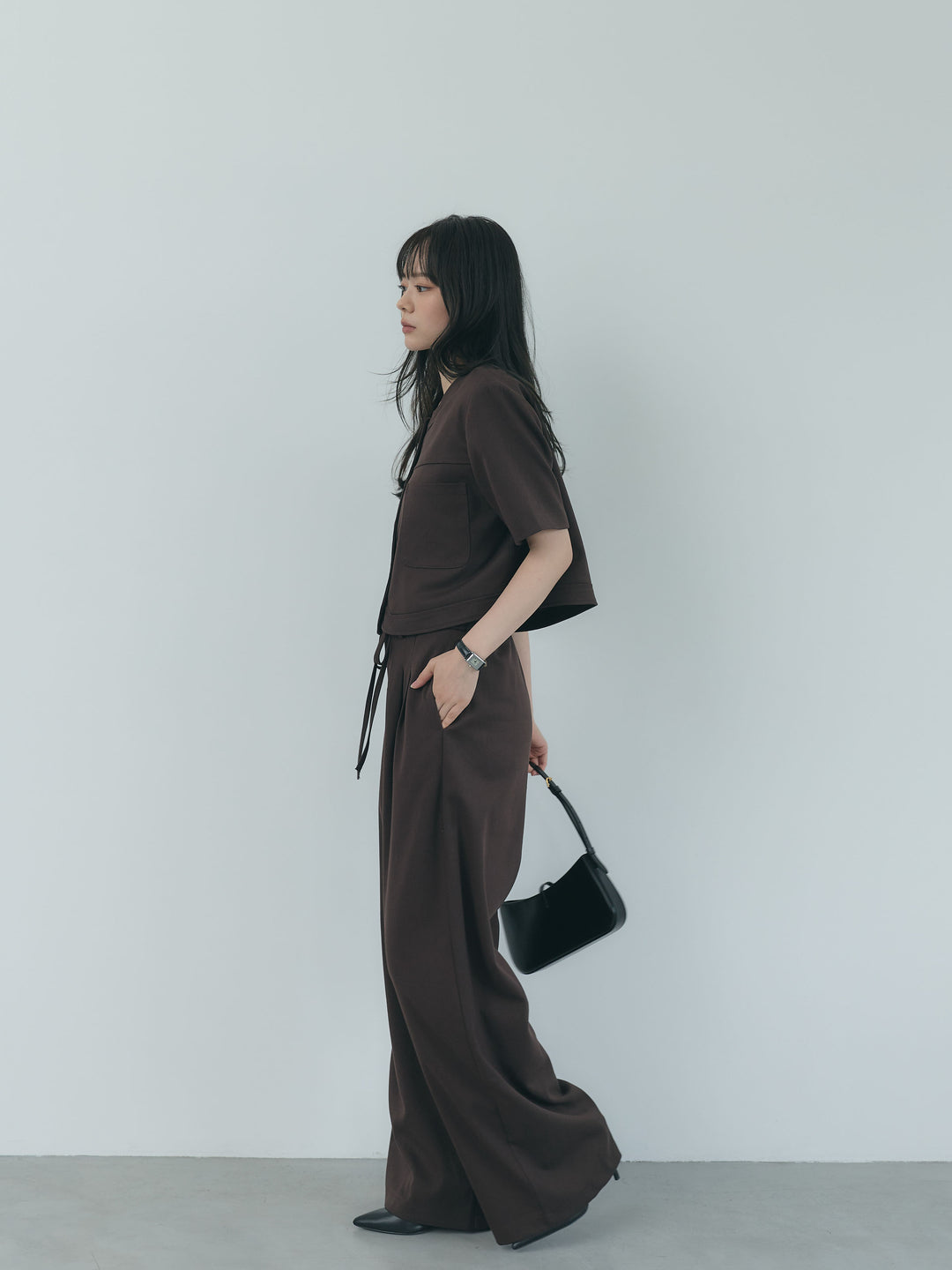 【Essential】ウールタッチダブルポケットショートジャケット & ウールタッチタックストレートパンツ SET UP
