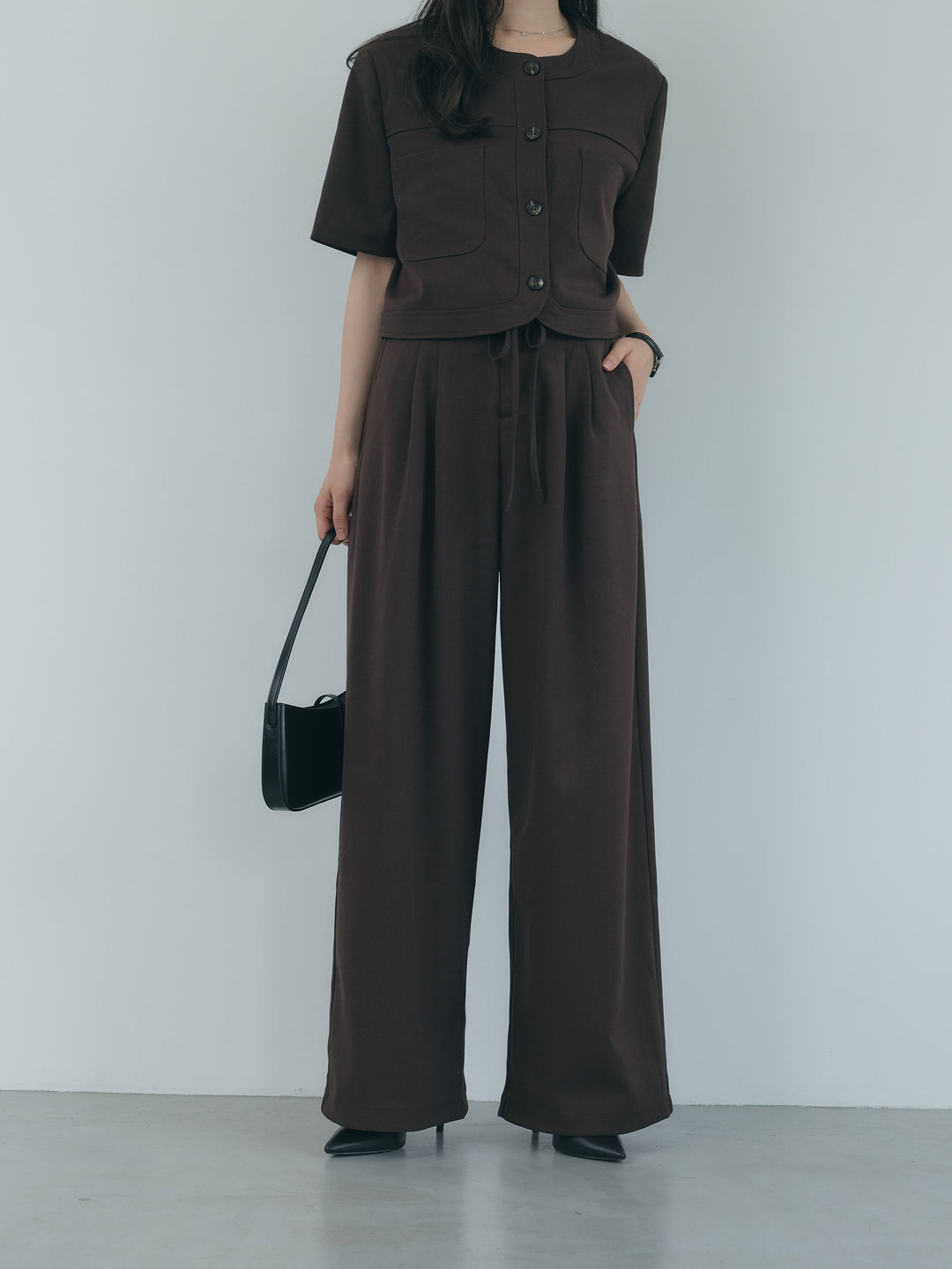 【Essential】ウールタッチダブルポケットショートジャケット & ウールタッチタックストレートパンツ SET UP