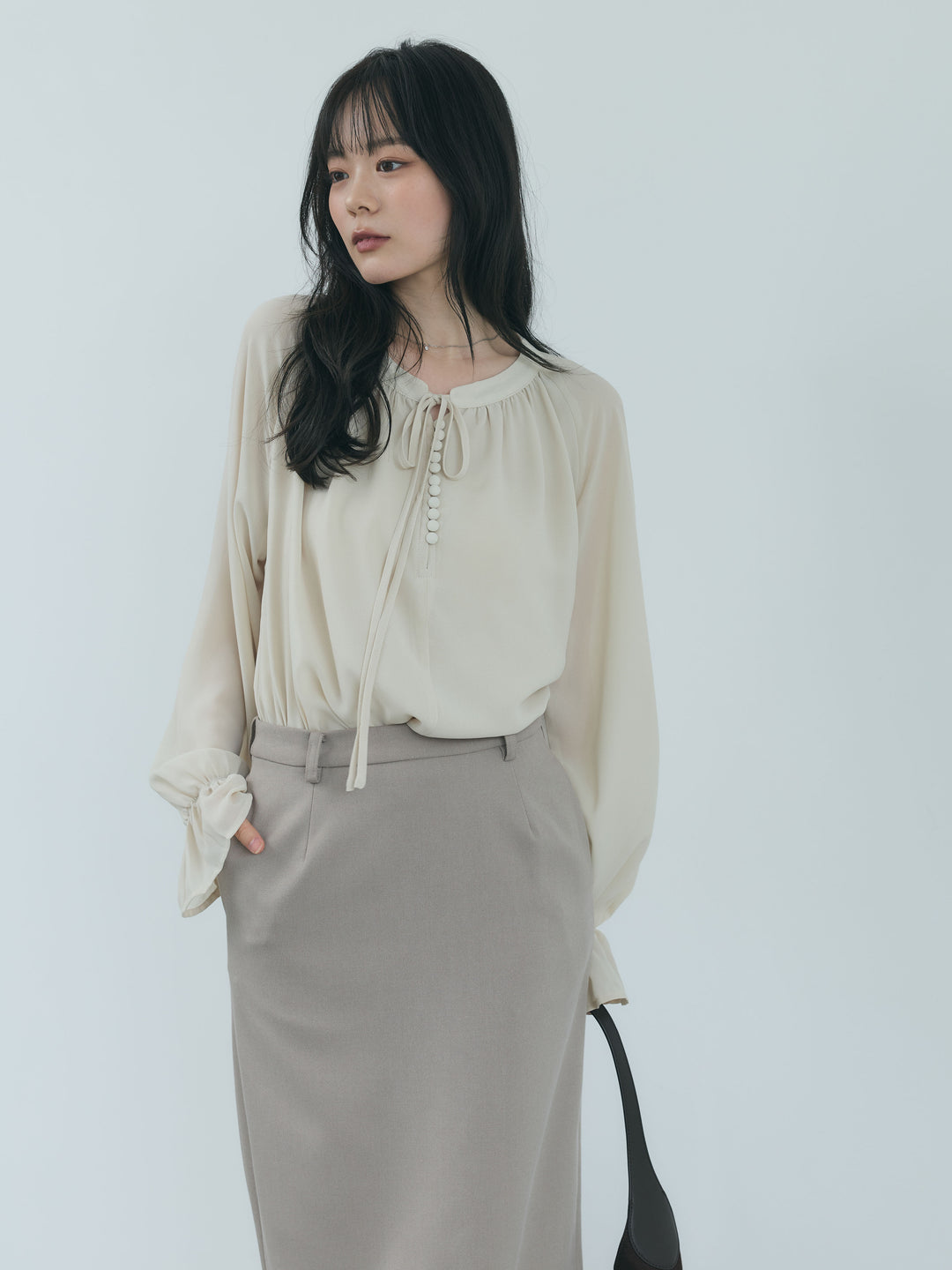 【SET】くるみボタンシアーボリュームブラウス+【Essential】Authentic wool like pencil skirt(2set)