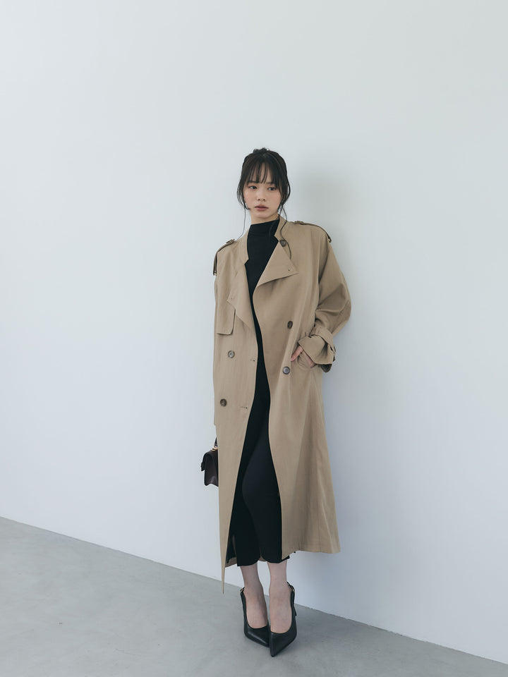 アシンメトリーフラップスタンドカラーロングトレンチコート