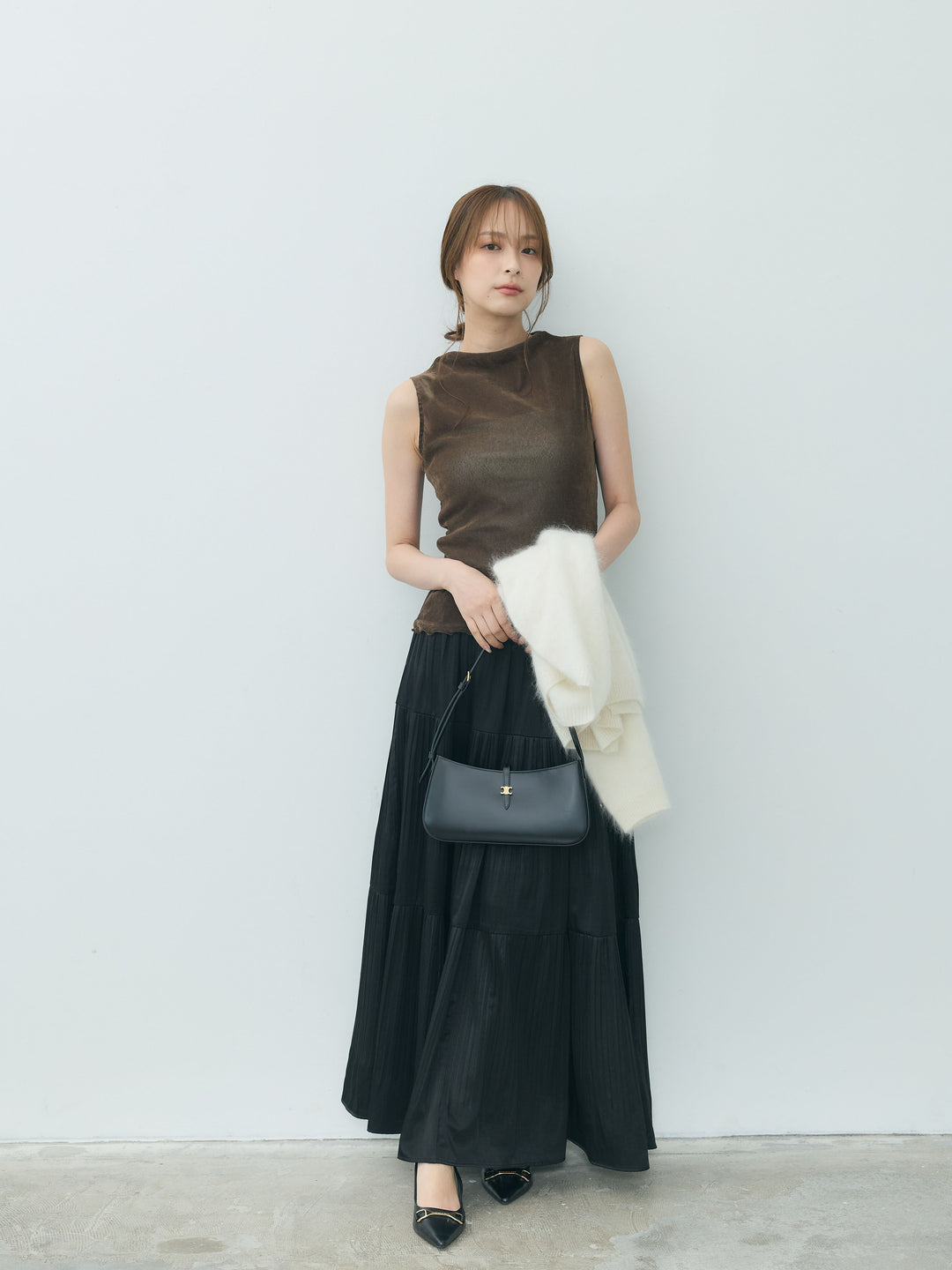 【Essential】Soft sheen tiered flare skirt