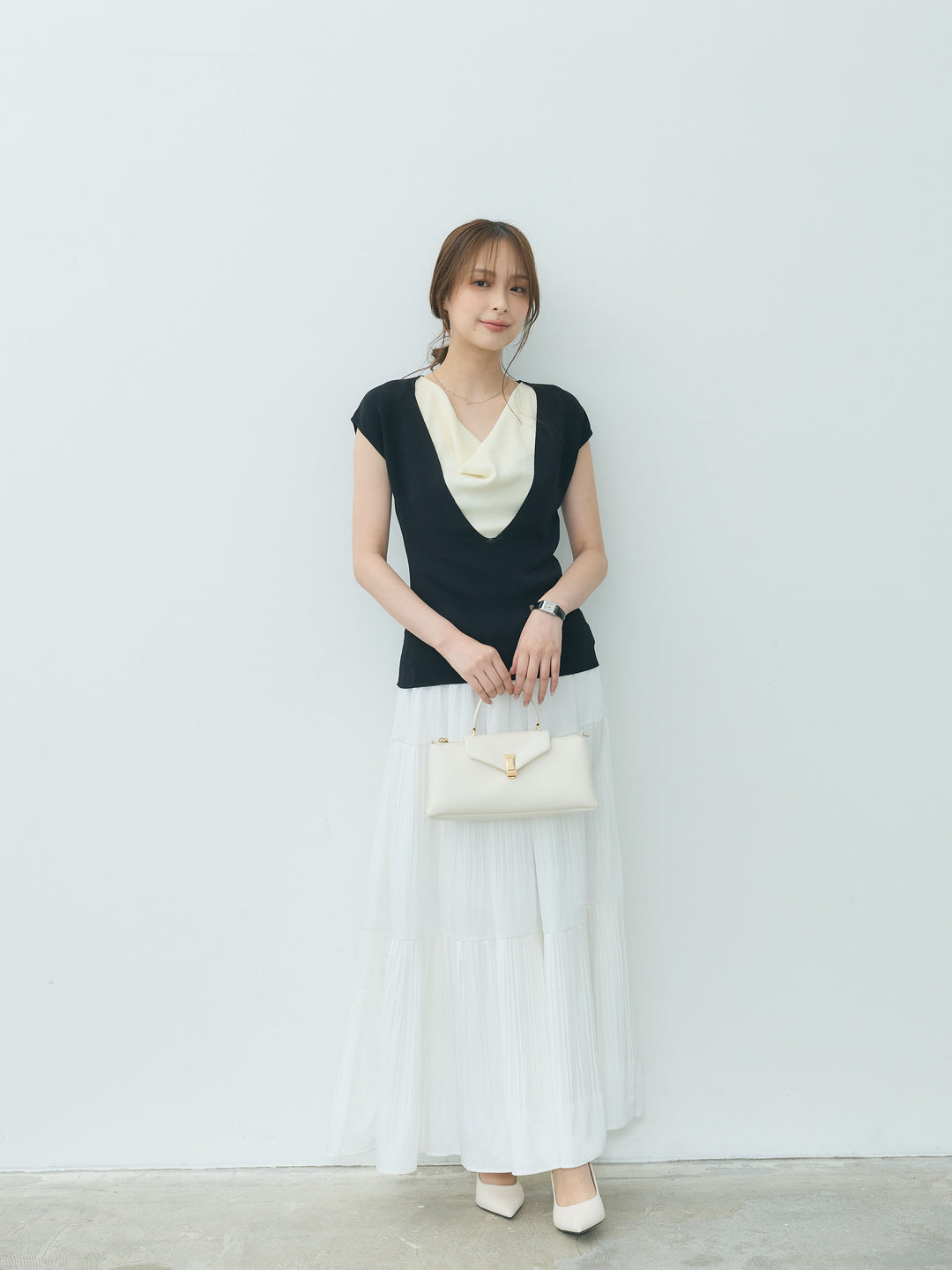 【SET】ドレープレイヤードノースリーブニットトップス+【Essential】Soft sheen tiered flare skirt(2set)