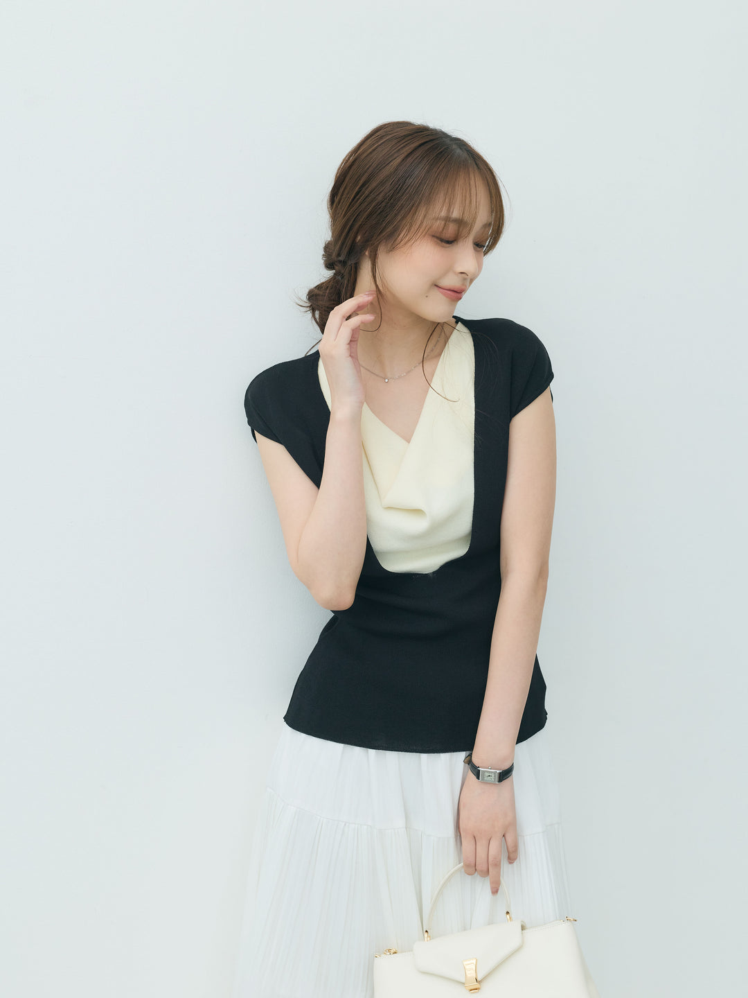 【SET】ドレープレイヤードノースリーブニットトップス+【Essential】Soft sheen tiered flare skirt(2set)