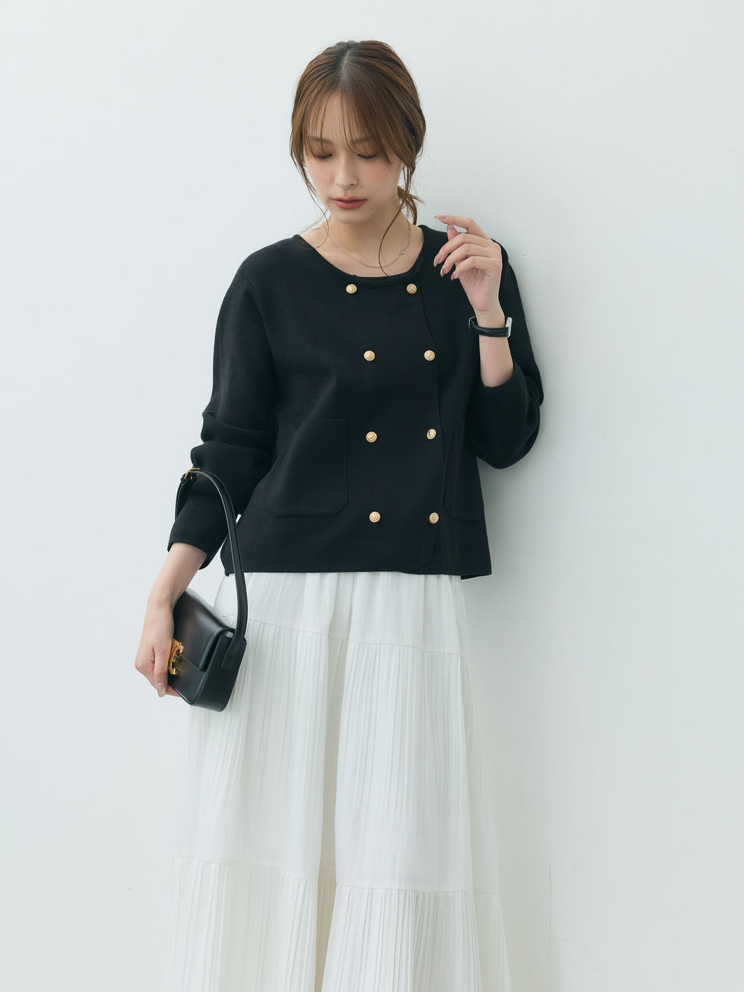 【SET】ダブルゴールドボタンクルーネックニットカーディガン+【Essential】Soft sheen tiered flare skirt(2set)