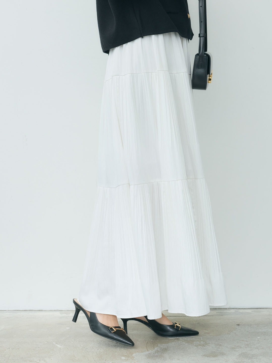 【Essential】Soft sheen tiered flare skirt