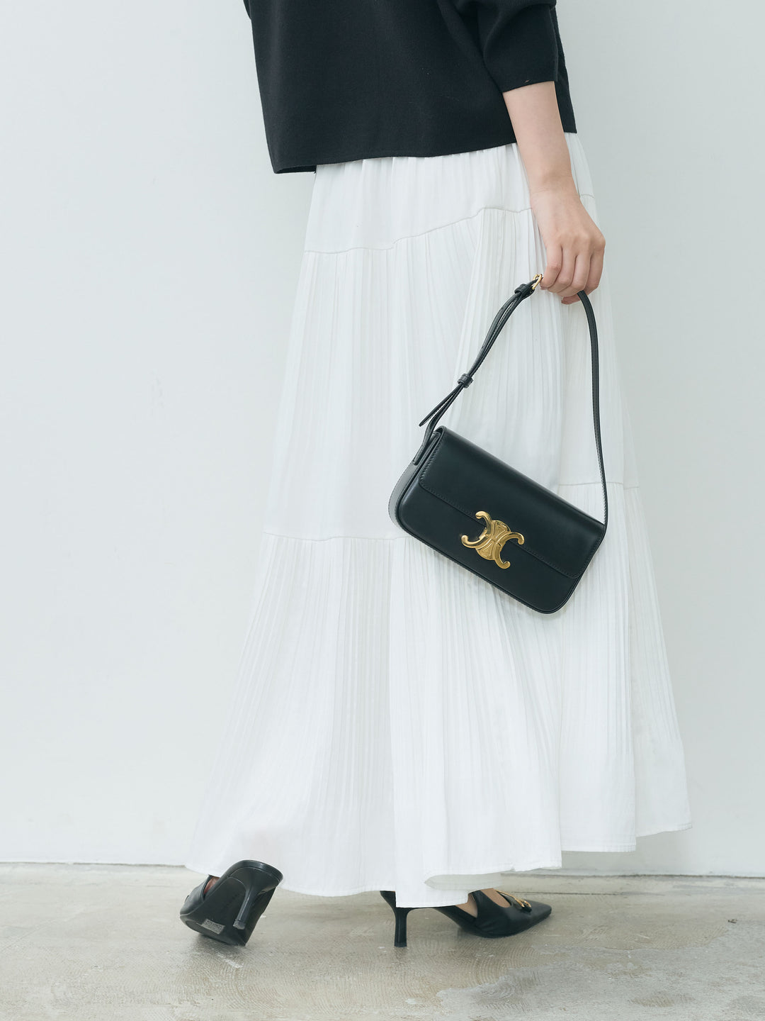 【Essential】Soft sheen tiered flare skirt