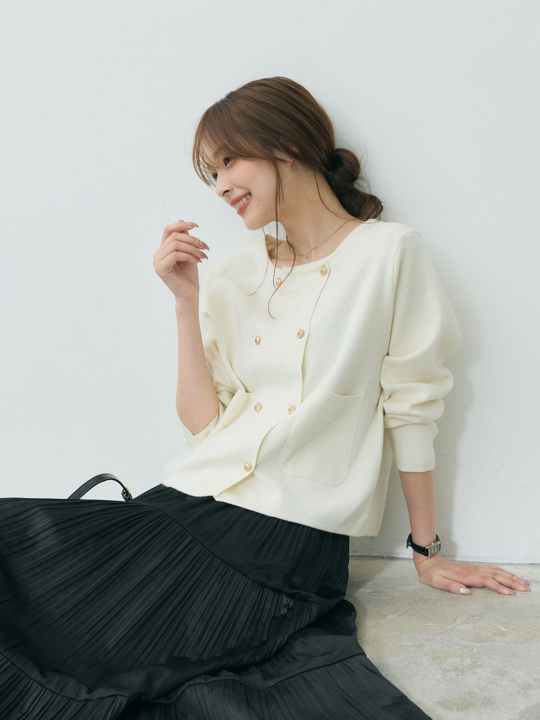 【SET】ダブルゴールドボタンクルーネックニットカーディガン+【Essential】Soft sheen tiered flare skirt(2set)