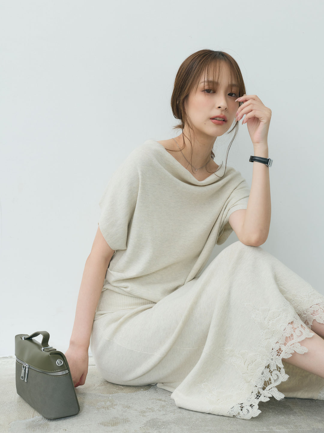 【Luxe series】ドレープニットトップス&裾レースニットスカートSET UP
