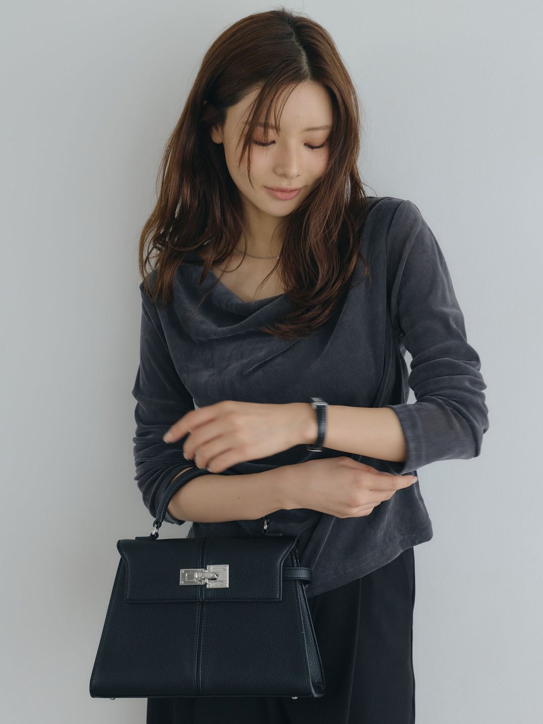 【SET】ベロアドレープトップス+センタープレスベーシックストレートパンツ(2set)