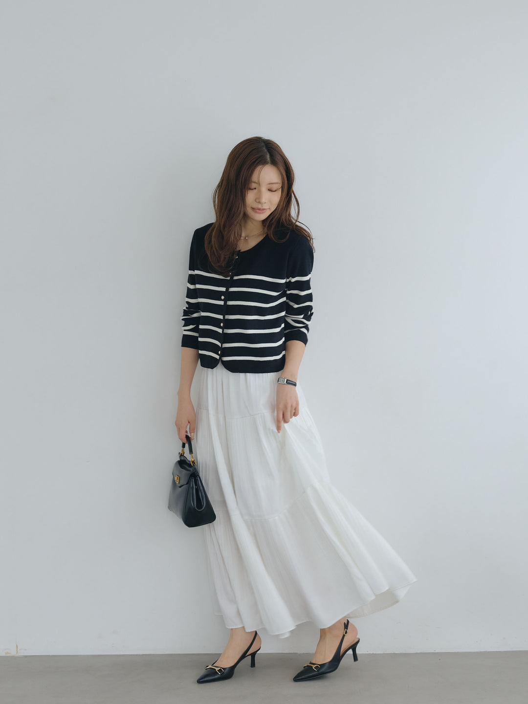 【SET】ゴールドボタンボーダーニットカーディガン+【Essential】Soft sheen tiered flare skirt(2set)