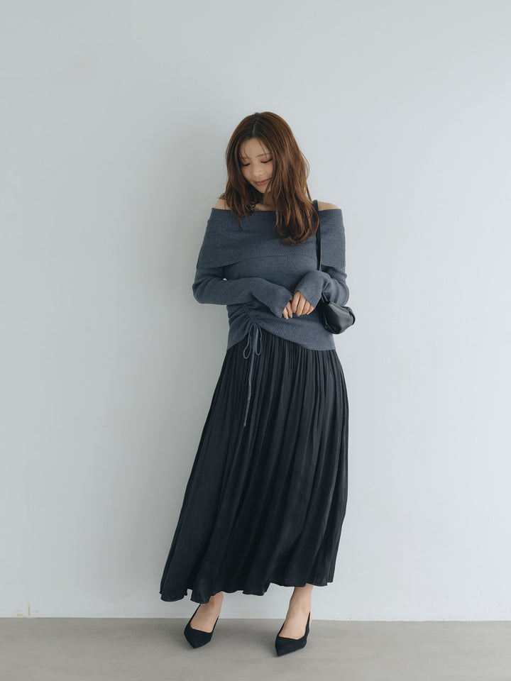 グロッシーフルイドプリーツスカート