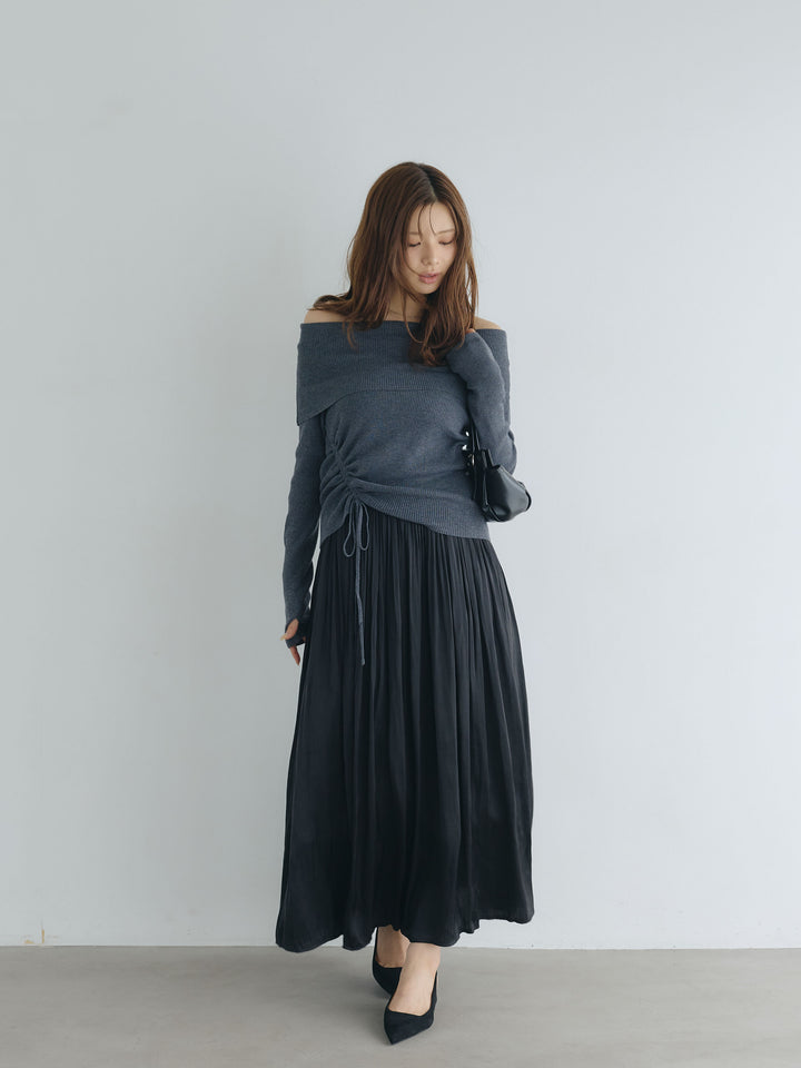 グロッシーフルイドプリーツスカート