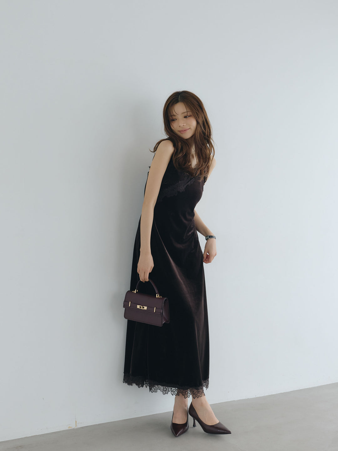 【Luxe series】レーストリムベロアAラインキャミワンピース