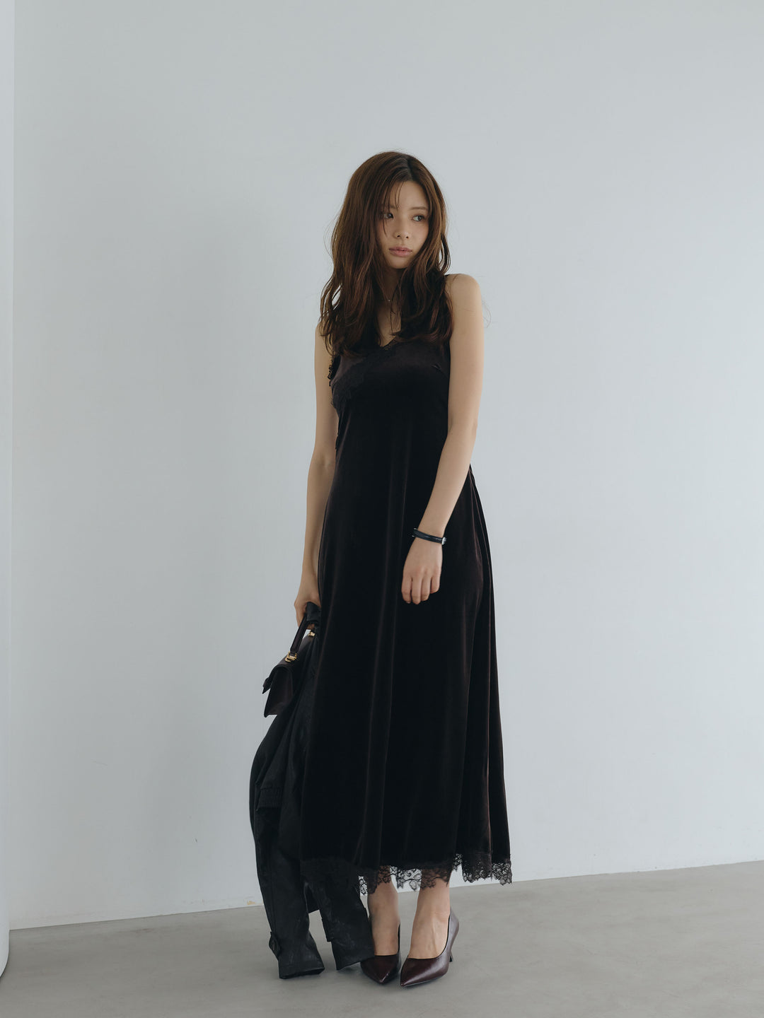 【Luxe series】レーストリムベロアAラインキャミワンピース