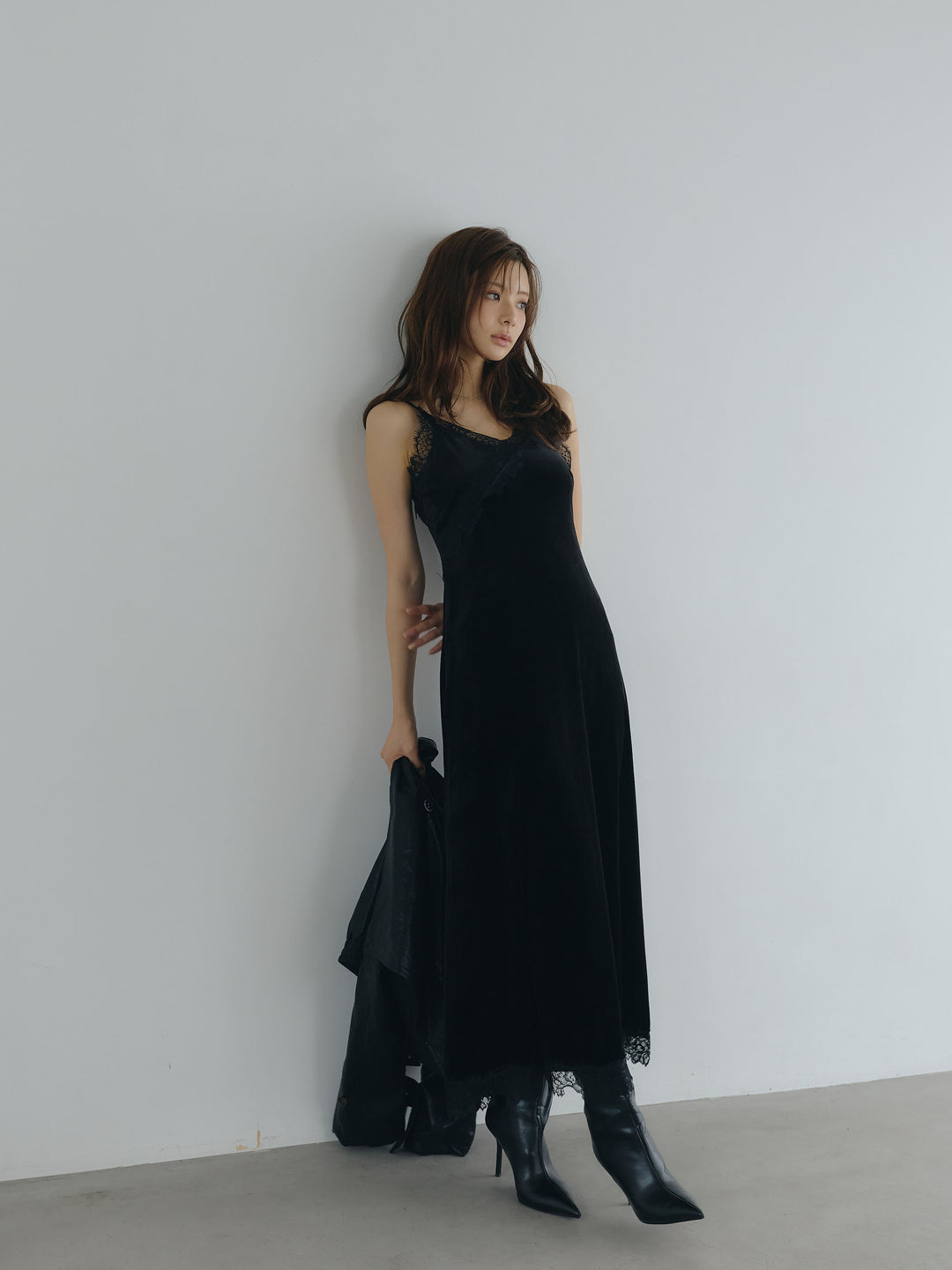 【Luxe series】レーストリムベロアAラインキャミワンピース