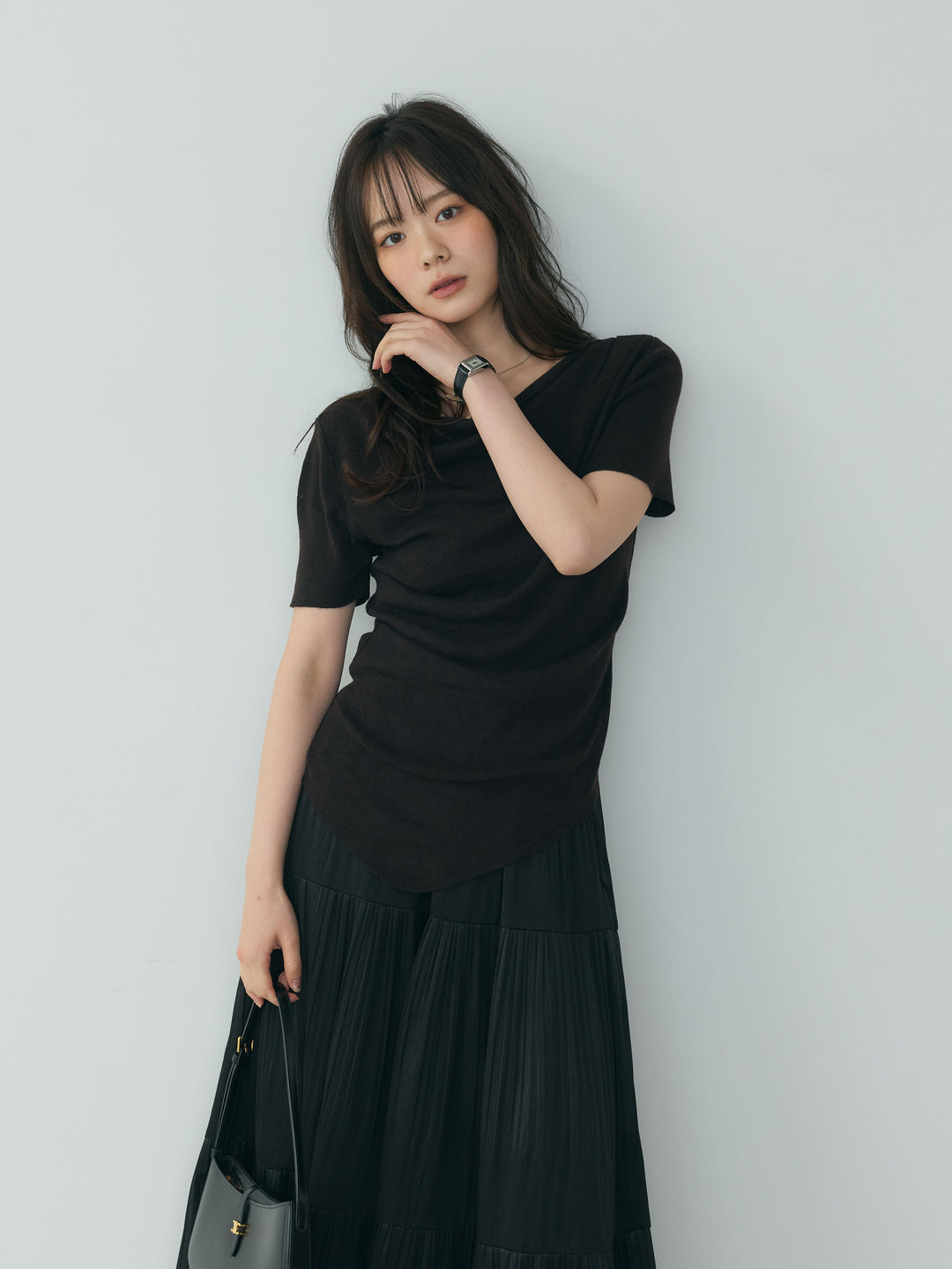 【SET】アシメデザインドレープソフトニットトップス+【Essential】Soft sheen tiered flare skirt(2set)