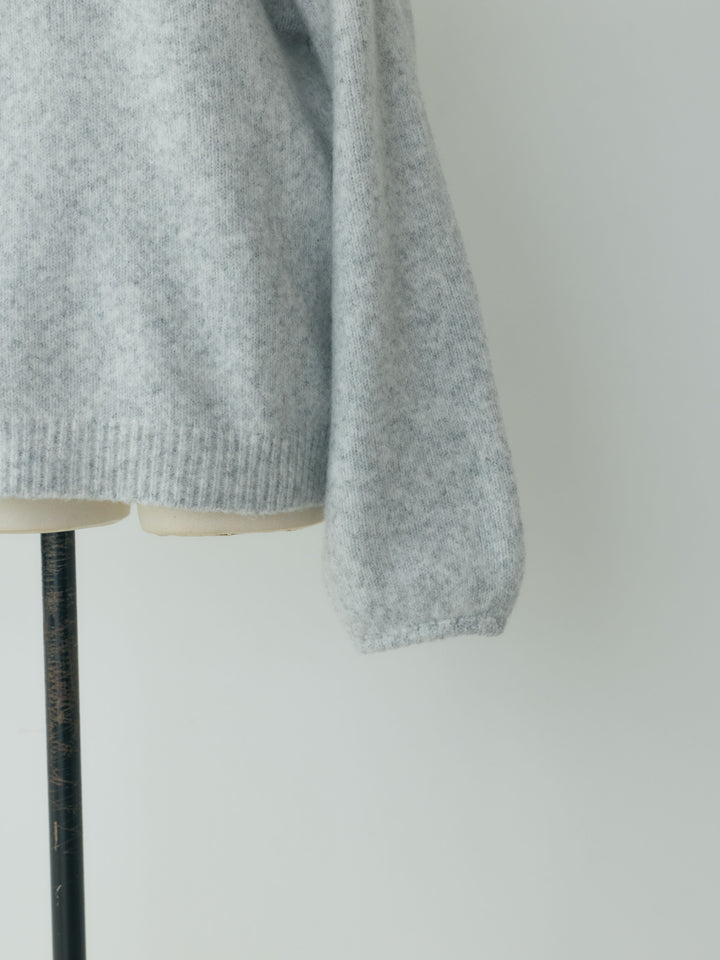 【Essential】Loose silhouette off shoulder knit tops